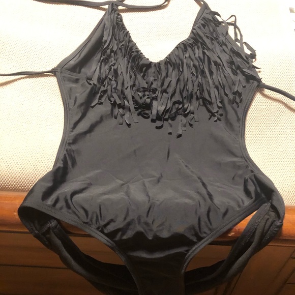 Bathing suit - Picture 2 of 4